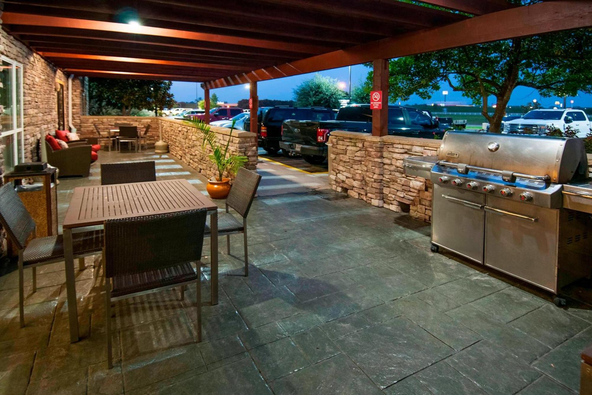 Towneplace Suites By Marriott Baton Rouge Gonzales Buitenkant foto